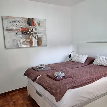 Apartment Comfortable One Bedroom *
